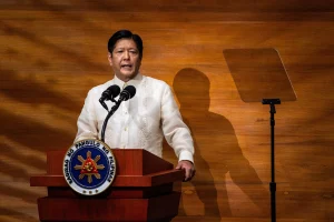 Tổng thống Ferdinand Marcos mạnh tay đóng cửa các sòng bài do người nước ngoài điều hành ở Philippines do lo ngại về vấn đề an ninh